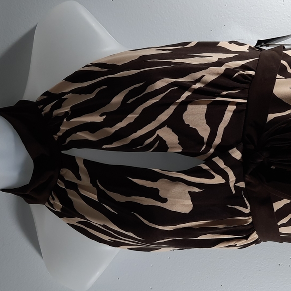 NWT BCX Brown/beige animal print halter top SZ MEDIUM - Picture 2 of 8